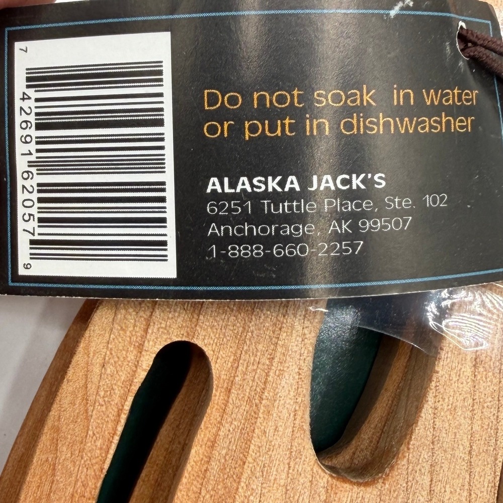Alaska Jack's Whale's Tail Wooden Salad and Pasta Servers Made in Alaska NEW - Picture 4 of 5